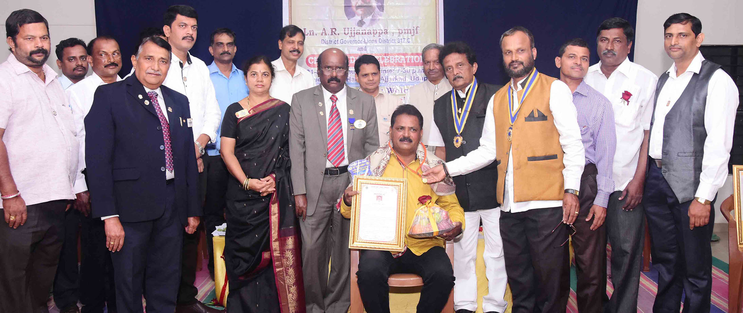 ಬ್ಯಾಂಡ್ ಮಾಸ್ಟರ್ ಫ್ರಾನ್ಸಿಸ್ ಡಿಸೋಜಗೆ ಸನ್ಮಾನ